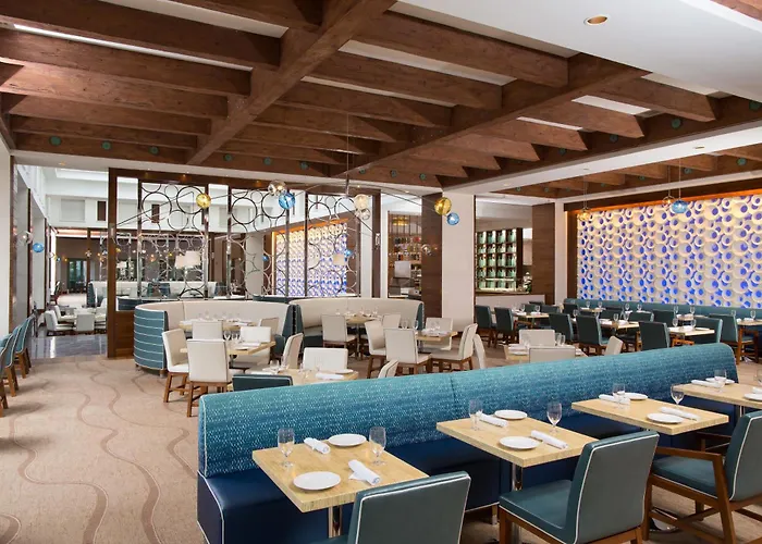 Harborside Resort & Vacation Rentals At Atlantis